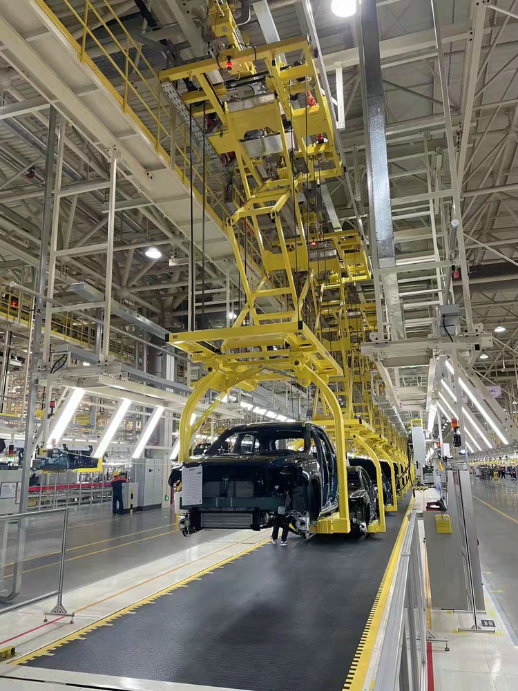 四帶提升機(jī)+剛性剪刀叉+吊具重載項(xiàng)目